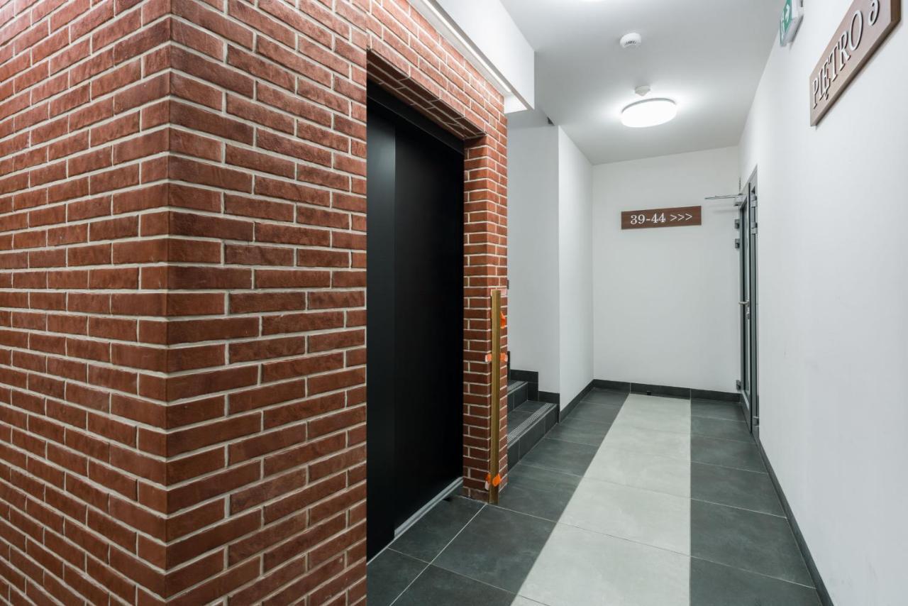 Bukowska 18 Apartments Mtp Poznan By Noclegi Renters Esterno foto